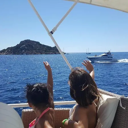 Charter Yacht Full Day * Bosa Marina