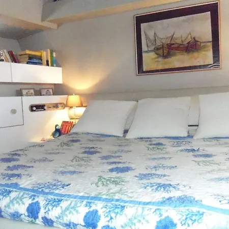 Charter Yacht Full Day *