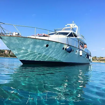 Charter Yacht Full Day * 보사마리나